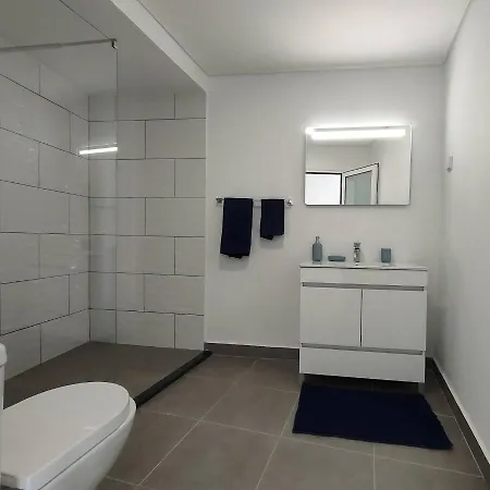 Madeira Blue House * كالهيتا