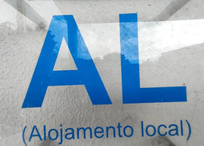 Madeira Blue House * Calheta (Madeira)